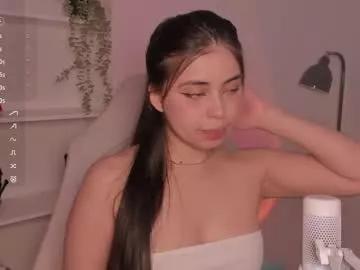 rossieconnor from Chaturbate