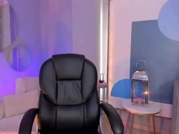 rossierhoades from Chaturbate