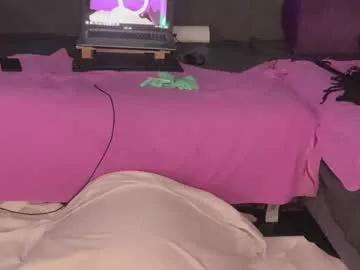 rubberslave88 from Chaturbate