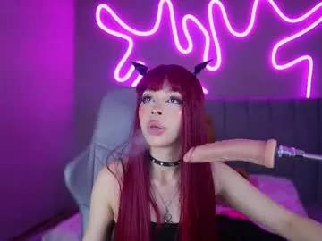 Discover our girls online shows and discover the company of countless livestreamers, with stunning shapes, sex toys and more.
