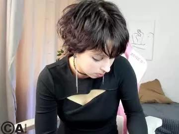sara_frayy from Chaturbate