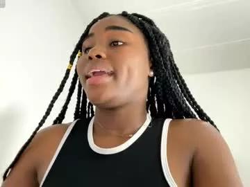 sara_muscle from Chaturbate