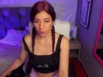 saraandsofi02 from Chaturbate