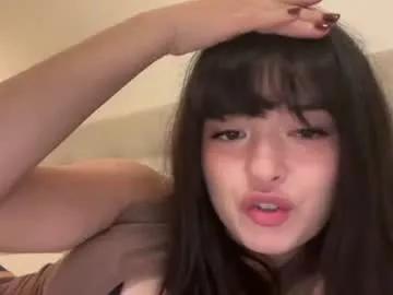 sarah_heart_aus from Chaturbate