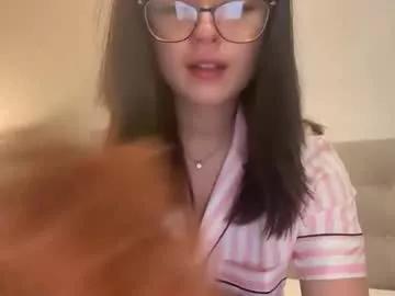 sarah_heart_aus from Chaturbate