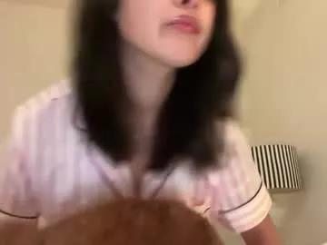sarah_heart_aus from Chaturbate