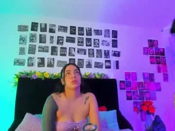 sarahandzack from Chaturbate