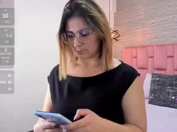 sarahdeyvis from Chaturbate