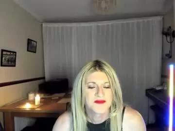 sarahlorraine from Chaturbate