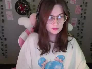 sarakinski from Chaturbate