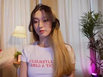 sarasuo from Chaturbate