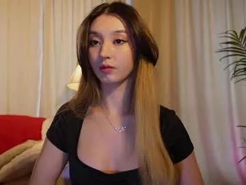 sarasuo from Chaturbate