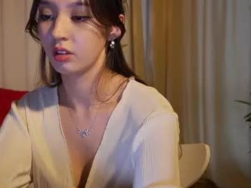 sarasuo from Chaturbate