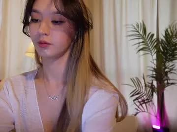 sarasuo from Chaturbate