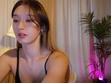 sarasuo from Chaturbate
