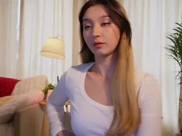sarasuo from Chaturbate