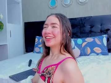 sarawagnerr from Chaturbate