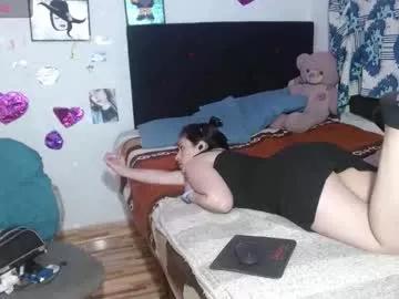 saray_extrovert1 from Chaturbate