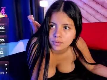 Discover our girls online shows and discover the company of countless livestreamers, with stunning shapes, sex toys and more.