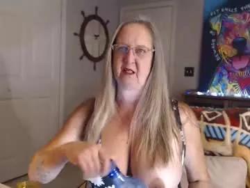 sassybeaver from Chaturbate