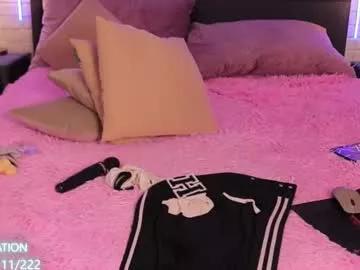 selena_lily from Chaturbate