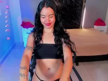 Discover our girls online shows and discover the company of countless livestreamers, with stunning shapes, sex toys and more.