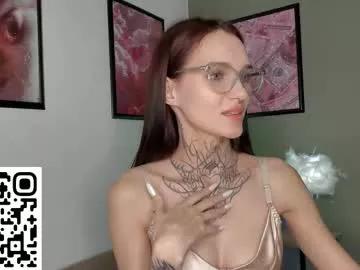 Selenalune webcams show profile image 
