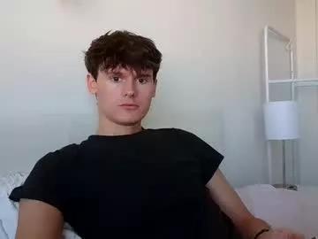 sensualalien from Chaturbate