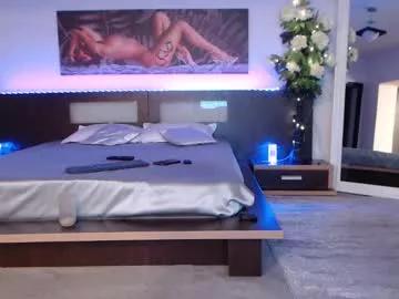 sensualhallie from Chaturbate