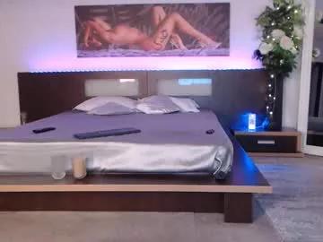 sensualhallie from Chaturbate