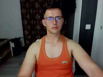 sexxymuscles4u from Chaturbate