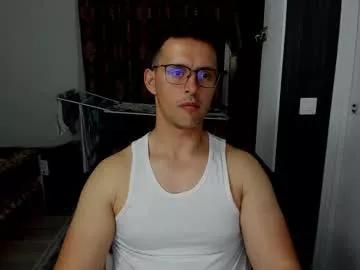 sexxymuscles4u from Chaturbate