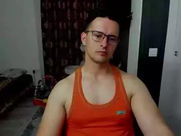sexxymuscles4u from Chaturbate