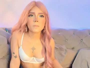 sillymora from Chaturbate