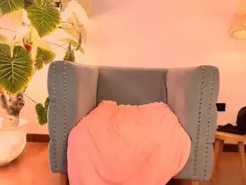 sillymora from Chaturbate