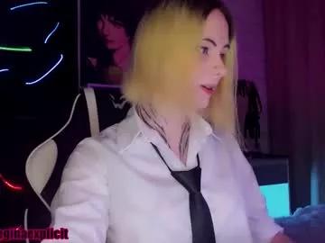 snake_bites from Chaturbate is Freechat