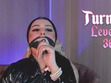 soffiqueen from Chaturbate