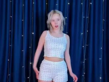 sooft_girl from Chaturbate