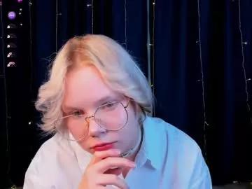 sooft_girl from Chaturbate