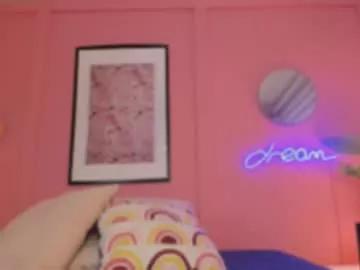 soysaraa_ from Chaturbate