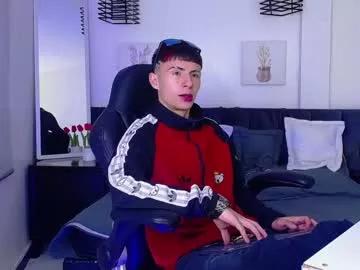 Stivarfox21 webcams show profile image 