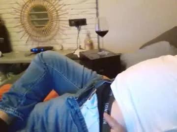 Submissivguy webcams show profile image 