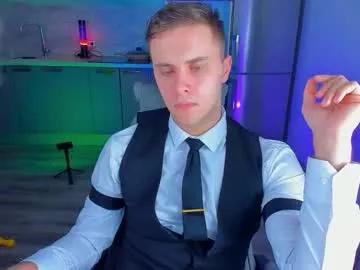 successful_lama from Chaturbate