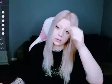 succubus_leslie from Chaturbate
