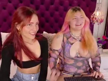Discover our girls online shows and discover the company of countless livestreamers, with stunning shapes, sex toys and more.