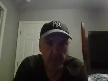 sullydog48 from Chaturbate