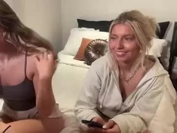 Photos of summerclarke2 from Chaturbate is Freechat