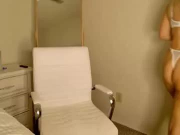summerishotter from Chaturbate
