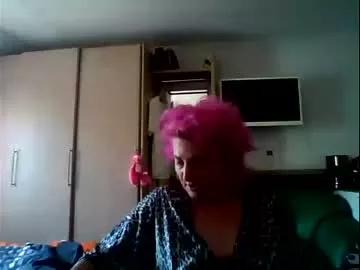 sunnylarrah11 from Chaturbate