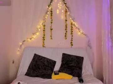 sweet_carine from Chaturbate